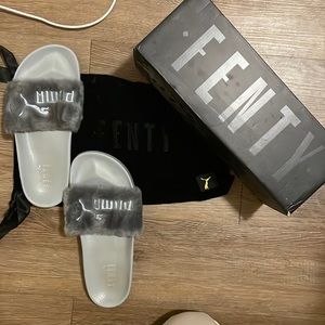 *Gently Worn* FENTY x RIHANNA Collab Puma Furry Slippers in the color Grey